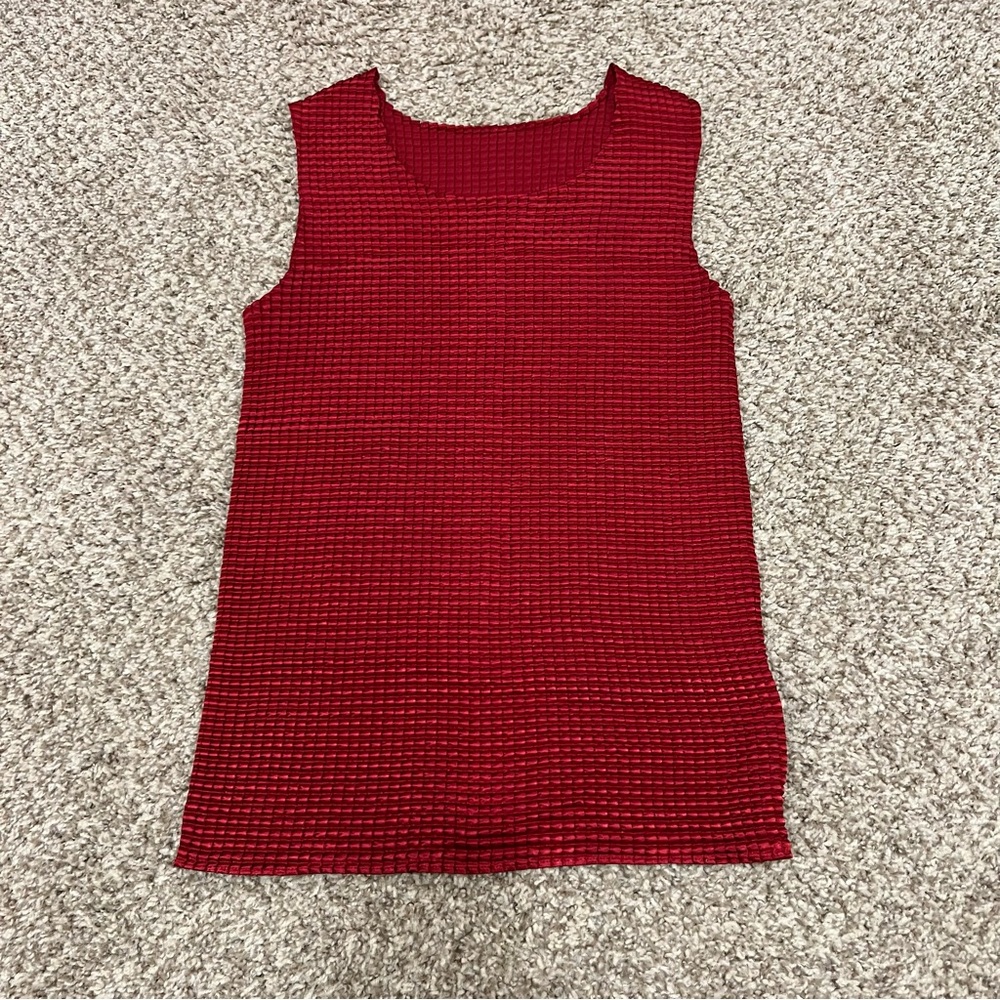 Vintage Y2K 2000s 90s red popcorn texture tank top